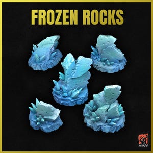 Puede incluir: Cinco formaciones rocosas estilizadas de color azul y turquesa con detalles de cristal. El texto "FROZEN ROCKS" se muestra en letras doradas en la parte superior de la imagen. Las rocas están sobre un fondo negro.