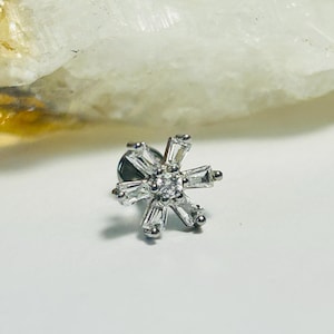 Art Deco Inspired Lily Flower Labret Stud - Internally Threaded - ASTM:F-136 Titanium - 1.2mm - 16g - SKU 35623 - Clear CZ