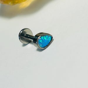 Blue Opal Teardrop Labret Stud - Internally Threaded - ASTM:F136 Titanium - 1.2mm - 16g