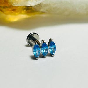 Parallel Marquise Cluster Labret Stud - Aqua Blue CZ Labret Stud - Internally Threaded - ASTM:F136 Titanium - 1.2mm - 16g