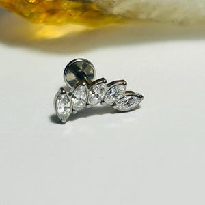Claw Set 5 CZ Climbing Marquise Fan Labret Stud - Internally Threaded - ASTM:F136 Titanium - 1.2mm - 16g - For Right Hand Side Ear.