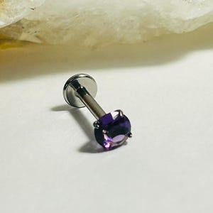 Amethyst Labret Stud - Internally Threaded - ASTM:F136 Titanium 1.2mm - 16g