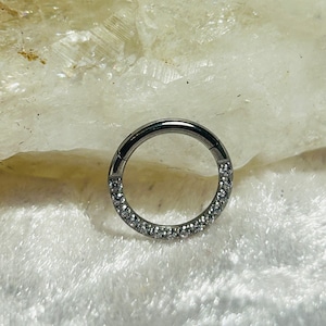 Hinged Clicker Ring With Front Facing Clear CZ Crystals - Medical Grade Titanium - Septum or Cartilage Body Piercing Jewellery 1.2mm x 8mm