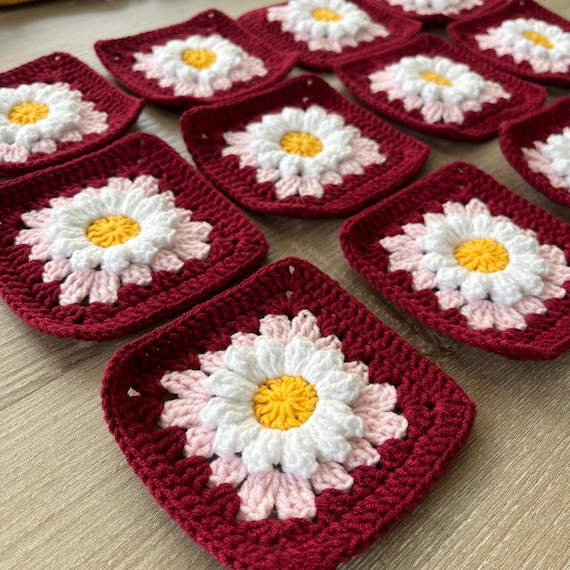 Daisy Granny Square Set of 12, Premade Crocheted Daisy Granny
