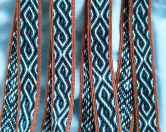 Ribete/cinturón de lana tejida con tableta. Recreación de trajes medievales vikingos, eslavos y celtas.