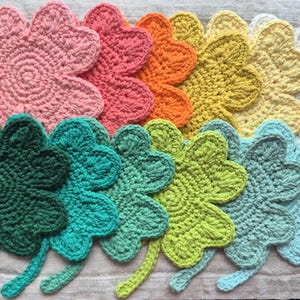 Gehäkelte Deckchen oder Deckchen aus Baumwolle