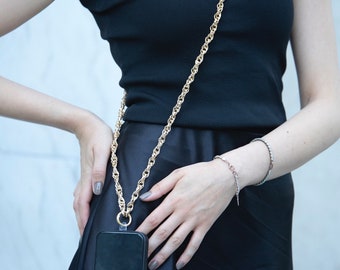 Universal Crossbody Phone Strap – Gold or Silver Chain Lanyard for All Phones, Adjustable Length & Hands-Free Convenience