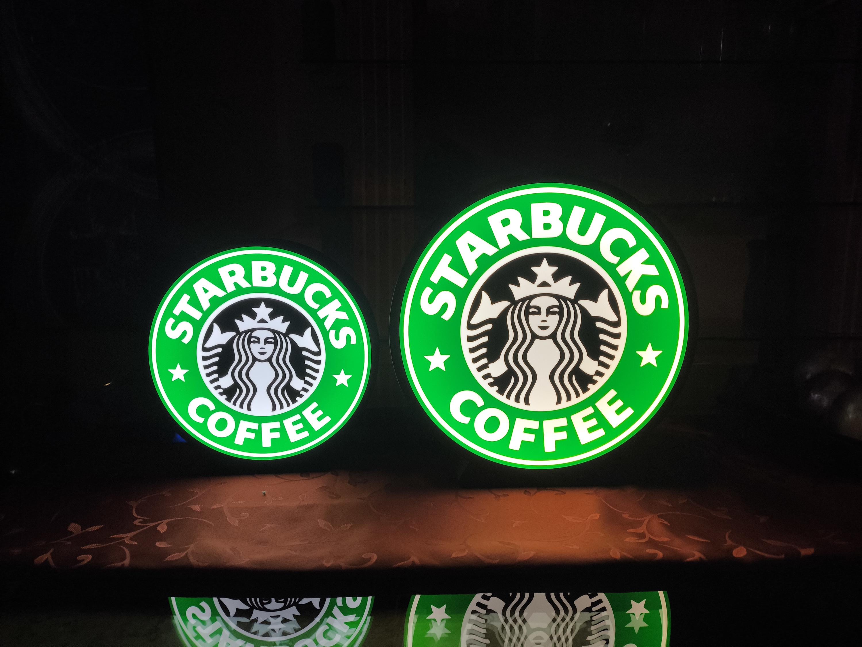 スターバックスコーヒーをモチーフにしたライトボックスLEDランプ