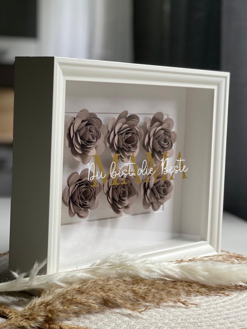 Bilderrahmen personalisiert mit Papierrosen Rose Frame Box Namen Shadow 3D Box, Geburtstag, Muttertag, Dekoration, Geschenkidee Beige / Hellbraun