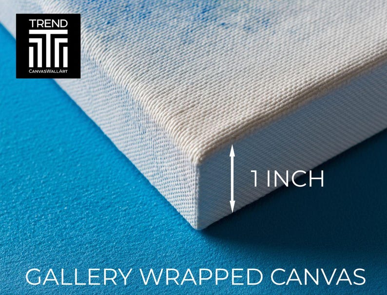 Peut inclure: Gros plan sur une toile tendue sur ch&acirc;ssis de 2,5 cm d'&eacute;paisseur. La toile blanche est tendue sur un cadre en bois. Le texte "GALLERY WRAPPED CANVAS" est en bas et le logo "TREND CANVASWALLART" en haut &agrave; gauche.