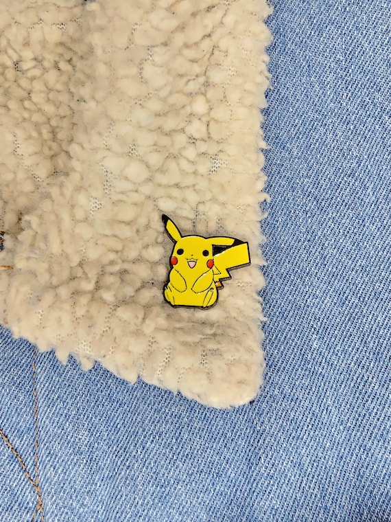 Pikachu 3 Pokémon Enamel Pin Pocket Monster Colle… - image 1