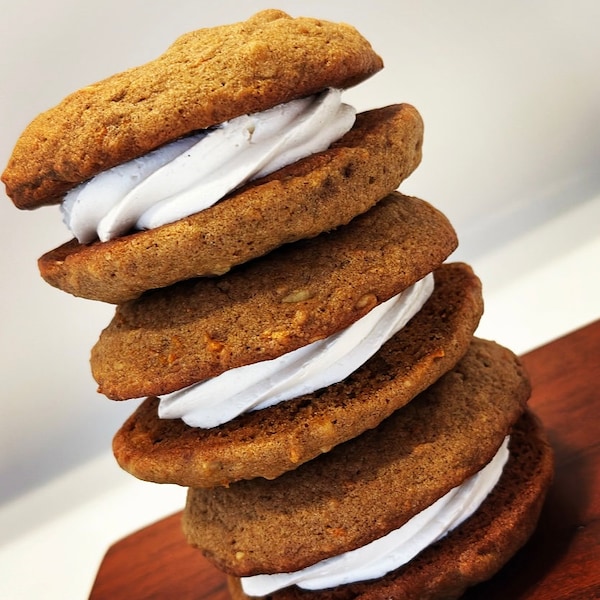 Carrot Cake Cookie Sandwich Recipe