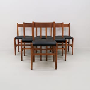 Set of 6 Scandinavian style chairs, Italy, 1960s