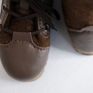 Winter brown wool boots image 2