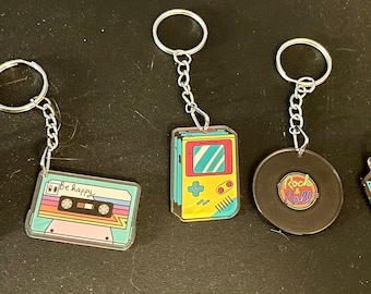 Retro Keychain: Vintage-Inspired Tech & Music Accessories