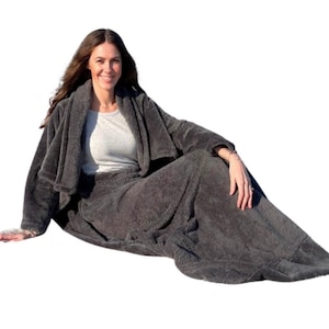 Classic Lux Lounger | Slate Gray | Wearable Blanket