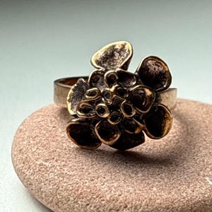 Hannu Ikonen ring Finland vtg bronze reindeer moss Finnish design Nordic