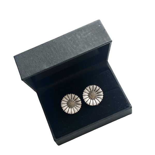 Volmer Bahner Sterling Silver Daisy earrings