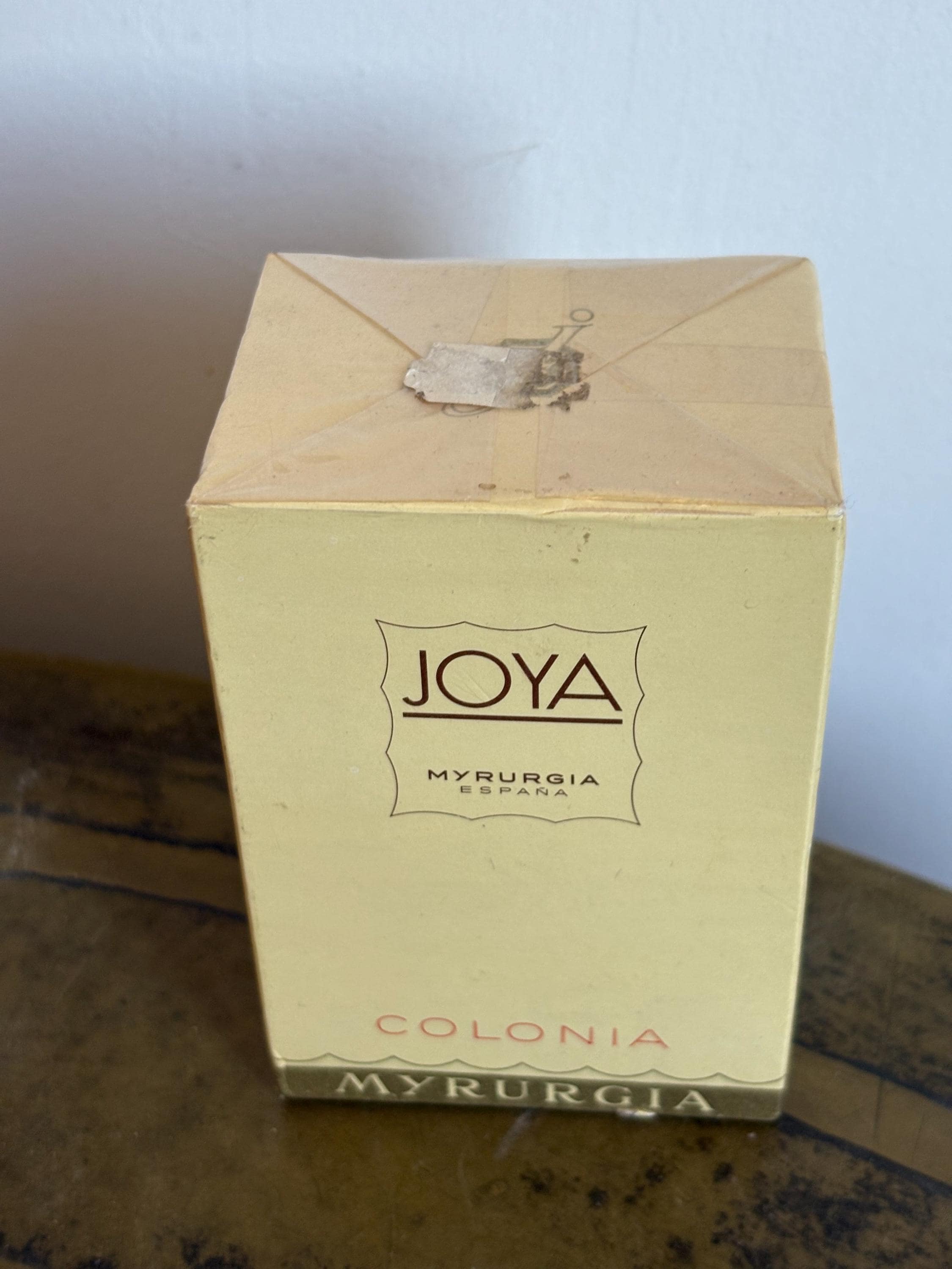 Joya Myrurgia - Etsy