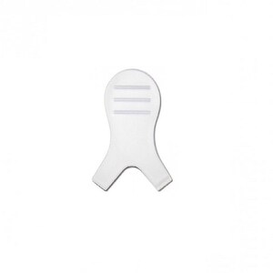 Puede incluir: Herramienta de lifting de pestañas de plástico blanco con una punta en forma de Y y tres crestas en la parte superior.