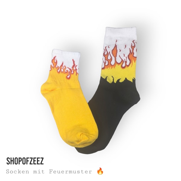 Socken mit Feuermuster