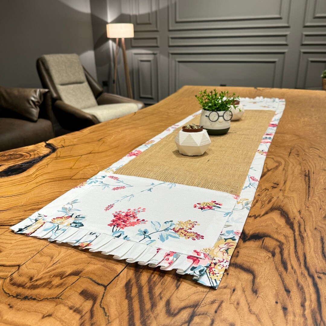 Jute Ruffled Round Placemats & Table Runner Set, America Service, Jute