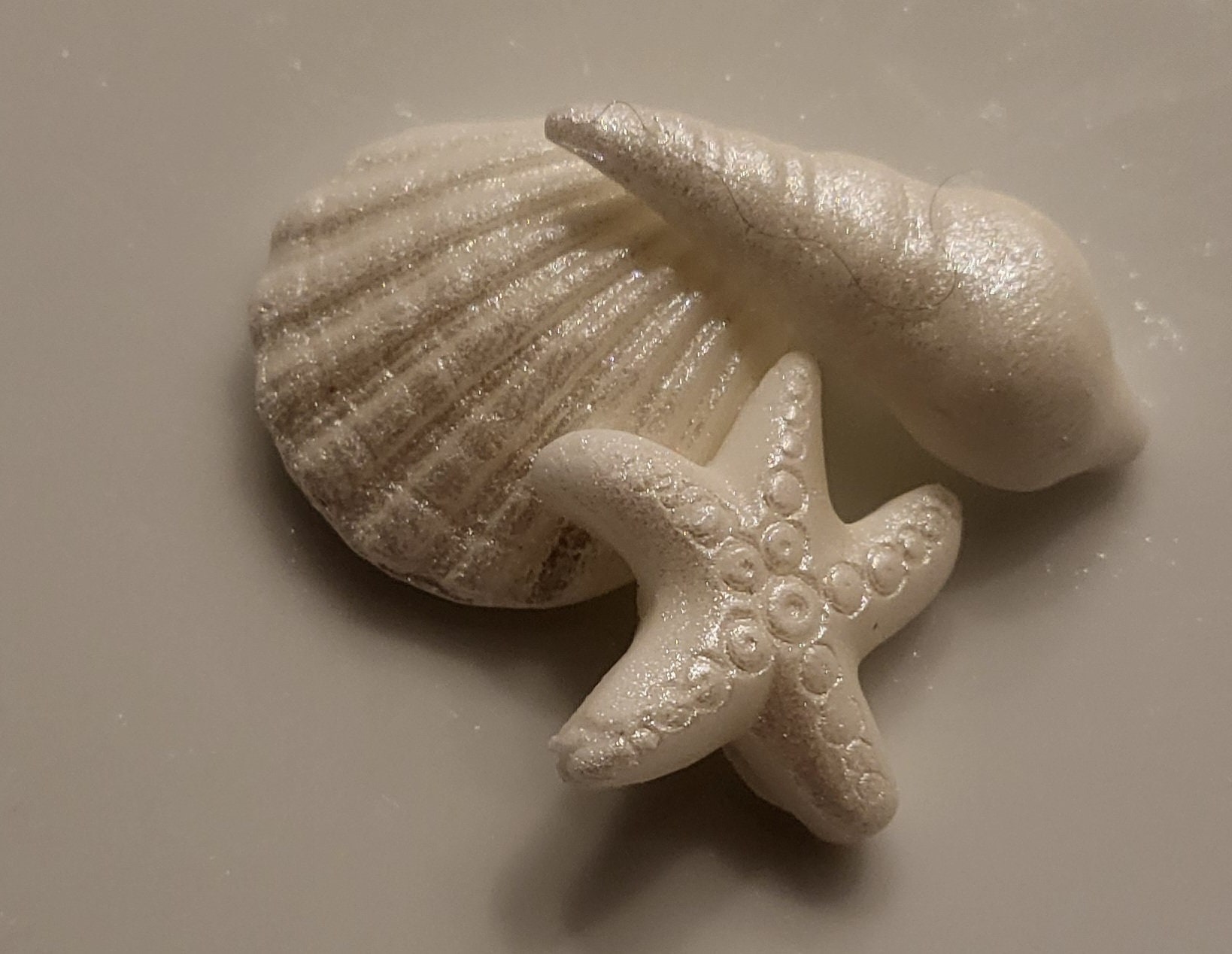 Edible Shells and Starfish Sugarpaste Cake / Cupcake Decorations 36 ...