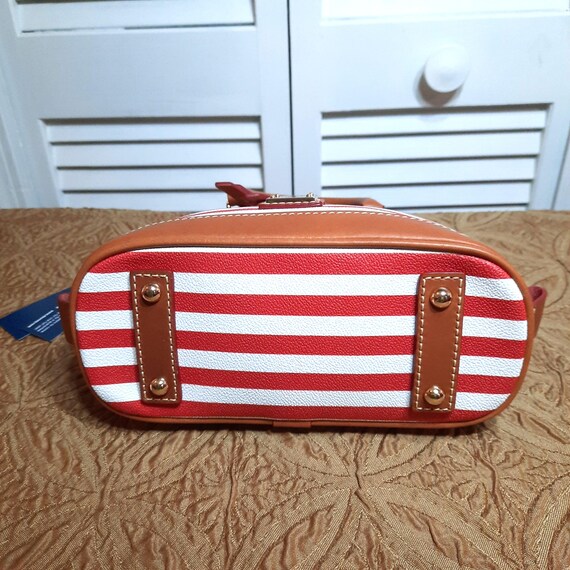 Dooney & Bourke Bitsy Bag NWT Dooney Bourke Red and White Striped Bitsy Bag Dooney Bourke Crossbody Dooney Bourke Bitsy View 3