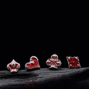 Mini clous d'oreilles pour cartes à jouer baroques gothiques en argent sterling S925, boucles d'oreilles diamant club coeur pique poker émail cramoisi, bijoux gothiques