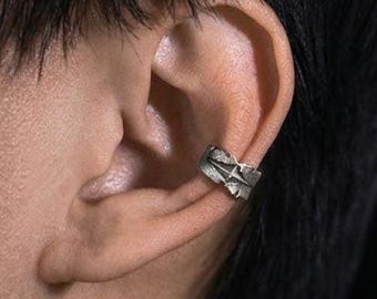 Four Point Star Ear Cuff, S999 Fine Silver Ear Wrap, Oxidized Silver Earring, No Piercing Cartilage Cuff, Textured Jewelry, Gift for Him