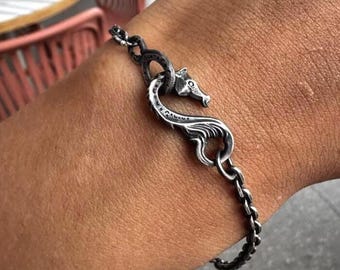 Horse Clasp Fine Silver Bracelet, Mobius Chain Bracelet, Infinity Symbol Jewelry, Sculptural Oxidized Silver Link, Mens Minimalist Gift