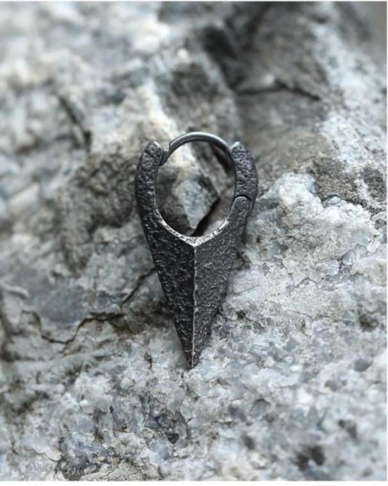 S925 Oxidized Silver Minimalist Men's Earrings, Dark Aesthetic Silver Hoop Earrings, Unisex Textured Ear Jewelry, Unique Geometric Hoops image 5
