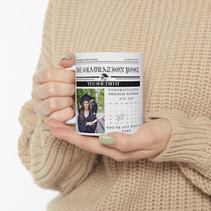 Personalized Graduation Mug: Class of 2025 Keepsake