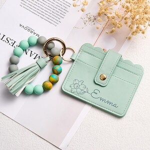 Benutzerdefinierte Name Geburtsblume PU-Leder Brieftasche mit Perlen Armband Brieftasche Geschenk für die beste Freundin Pesonalized Kreditkartenhalter Kupplung für Mama