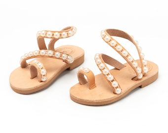 Kids sandals pearls