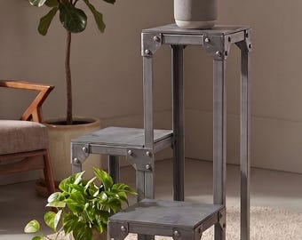 Industrial Metal Plant Stand, 4 Tier Multi Level Plant Shelf, Raw Steel Flower Display Pedestal, Loft Style Corner Shelving Unit