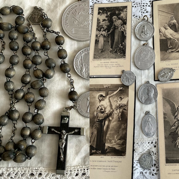 Lovely VINTAGE FRENCH Grey Complete Wooden Rosary & 7 Sweet vintage Catholic medals 4 Pretty Vintage Sepia Holy Prayer Cards excellent Cond