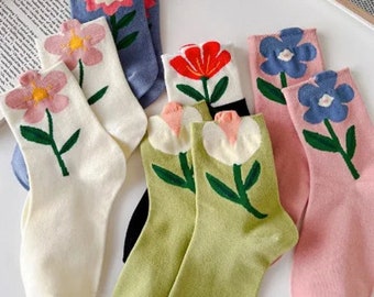 Chaussettes pour femmes cadeau parfait dessin animé fleur couleur bonbon mi Tube femmes filles enfants chaussettes respirantes chaussettes courtes décontractées belles couleurs