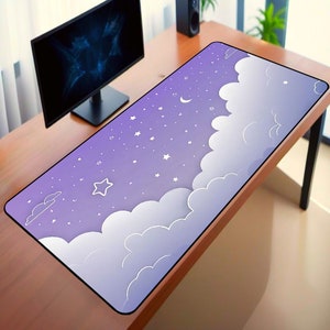 Simpatico tappetino da scrivania viola, tappetino per mouse cielo viola, tappetino per mouse da gioco LED Kawaii, tappetino da scrivania minimalista viola, tappetino da scrivania XXL nuvole viola,