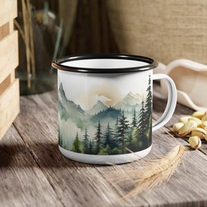 Tasse de camp en émail avec scène de montagne - Mug aventure, cadeau pour amoureux de la nature, tasse à café d&#39;extérieur, indispensable pour le camping, décoration rustique