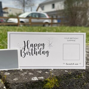 Geburtstagskarte mit Rubbelfeld Geschenk zum selber beschriften und personalisieren zum Geburtstag als personalisiertes Geburtstagsgeschenk Bild 2