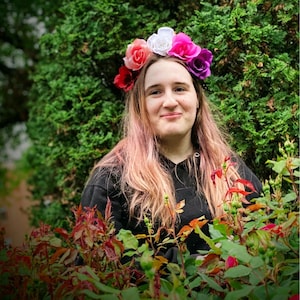 Lesbian Pride Flag Colors Floral Headband, Lesbian Pride Flower Headband, Lesbian Pride Flower Crown, LGBTQ Flower Crown, Modeled by Kreyul