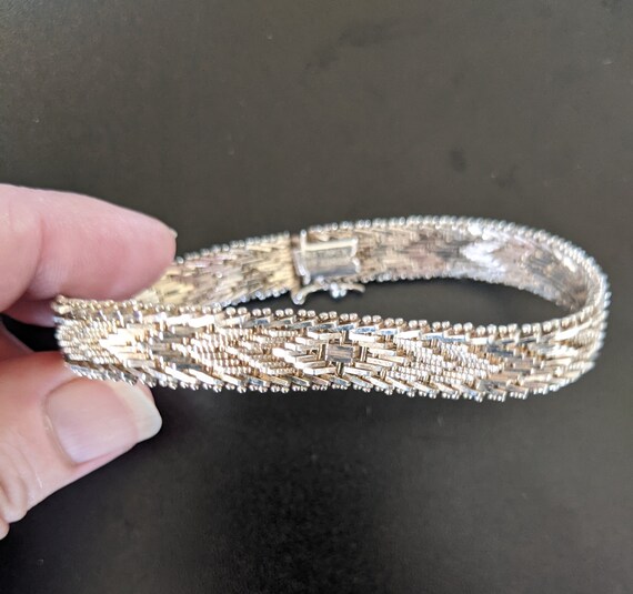 Chevron Patterned Silver Bracelet - image 8