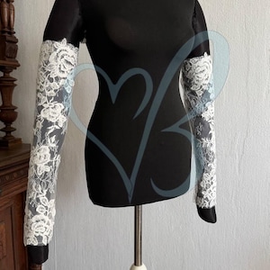 Lace wedding gloves, Fingerless wedding sleeves, Custom lace sleeves,  Custom French Chantilly Lace Sleeves, Long Fingerless Gloves