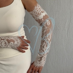 Ivory lace sleeves, Long lace wedding sleeves, Long fingerless lace gloves, Lace bridal gloves, Removable sleeves