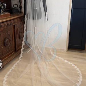 Cathedral Ivory Wedding Veil, Long Lace Bridal Veil, Veil with Lace Trim, Elegant Wedding Veil, Lace Wedding Cape, Bridal Accessories