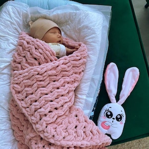 Handgjord Puffy Babyfilt – Hypoallergenisk molnmjuk, grovstickad filt, plyschigt Alize Puffy-garn