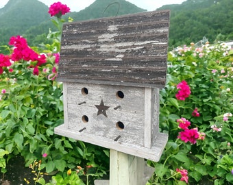 Rustiek houten vogelhuisje, Amish handgemaakt vogelhuisje, boerderij decor, buiten decor, wit decoratve vogelhuisje, Birder cadeau, Moederdag cadeau