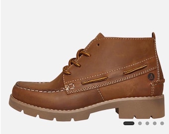 Sperry Leather Women Lug Chukka Boots 6 / 39