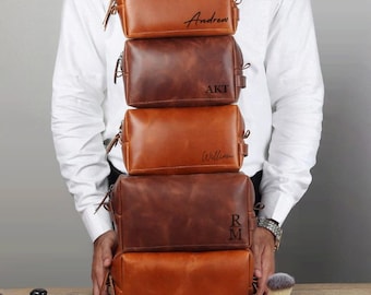 Personalized Leather Toiletry Bag Anniversary Gift for him Dopp Kit Men Personalized Groomsmen gift for dad graduation gift for him
